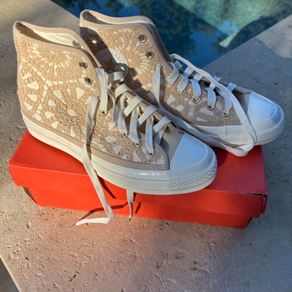NEW IN BOX Converse 70s Oatmilk Crochet Lace high tops